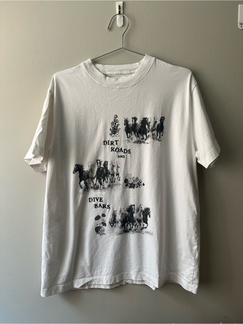 Abercrombie & Fitch White Graphic Tee with Black Horse Print